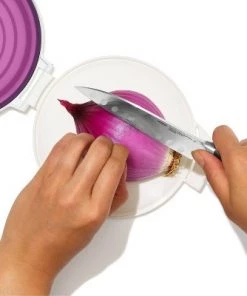 OXO Cut and Keep Produce Savers - Onion -Kitchen Storage shop unnamed file 1106