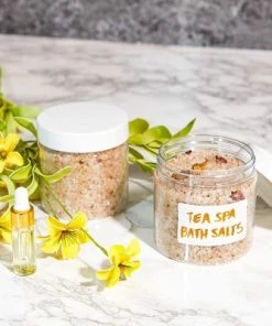 Juvale 12 Pack Round Plastic Jars with Lids, 6oz Clear Food Storage Containers with Label Stickers for Spice, Powder and Cooking Oil