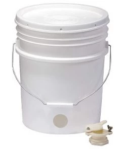 Little Giant BKT5 Plastic Honey Extractor Bucket with Honey Gate Tool for Beekeeping Harvesting, 5 Gallon