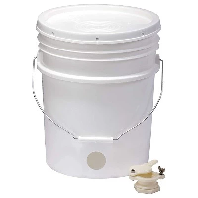 Little Giant BKT5 Plastic Honey Extractor Bucket with Honey Gate Tool for Beekeeping Harvesting, 5 Gallon 3 Little Giant BKT5 Plastic Honey Extractor Bucket with Honey Gate Tool for Beekeeping Harvesting, 5 Gallon
