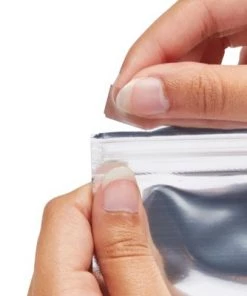 Stockroom Plus 200 Pack Resealable Silver Foil Snack Bags, Smell Proof Pouch (5.5 x 7.9 In) 11 Stockroom Plus 200 Pack Resealable Silver Foil Snack Bags, Smell Proof Pouch (5.5 x 7.9 In) -Kitchen Storage shop unnamed file 2693