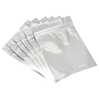 Stockroom Plus 200 Pack Resealable Holographic Snack Bags, Smell Proof Pouch (3.9 x 5.9 In) 8 Stockroom Plus 200 Pack Resealable Holographic Snack Bags, Smell Proof Pouch (3.9 x 5.9 In) - Image 6