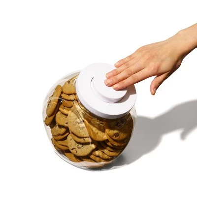 OXO POP 3qt Airtight Cookie Jar 5 OXO POP 3qt Airtight Cookie Jar - Image 3