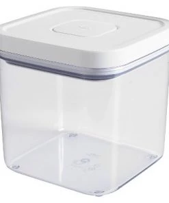 OXO POP 2.6qt Airtight Food Storage Container